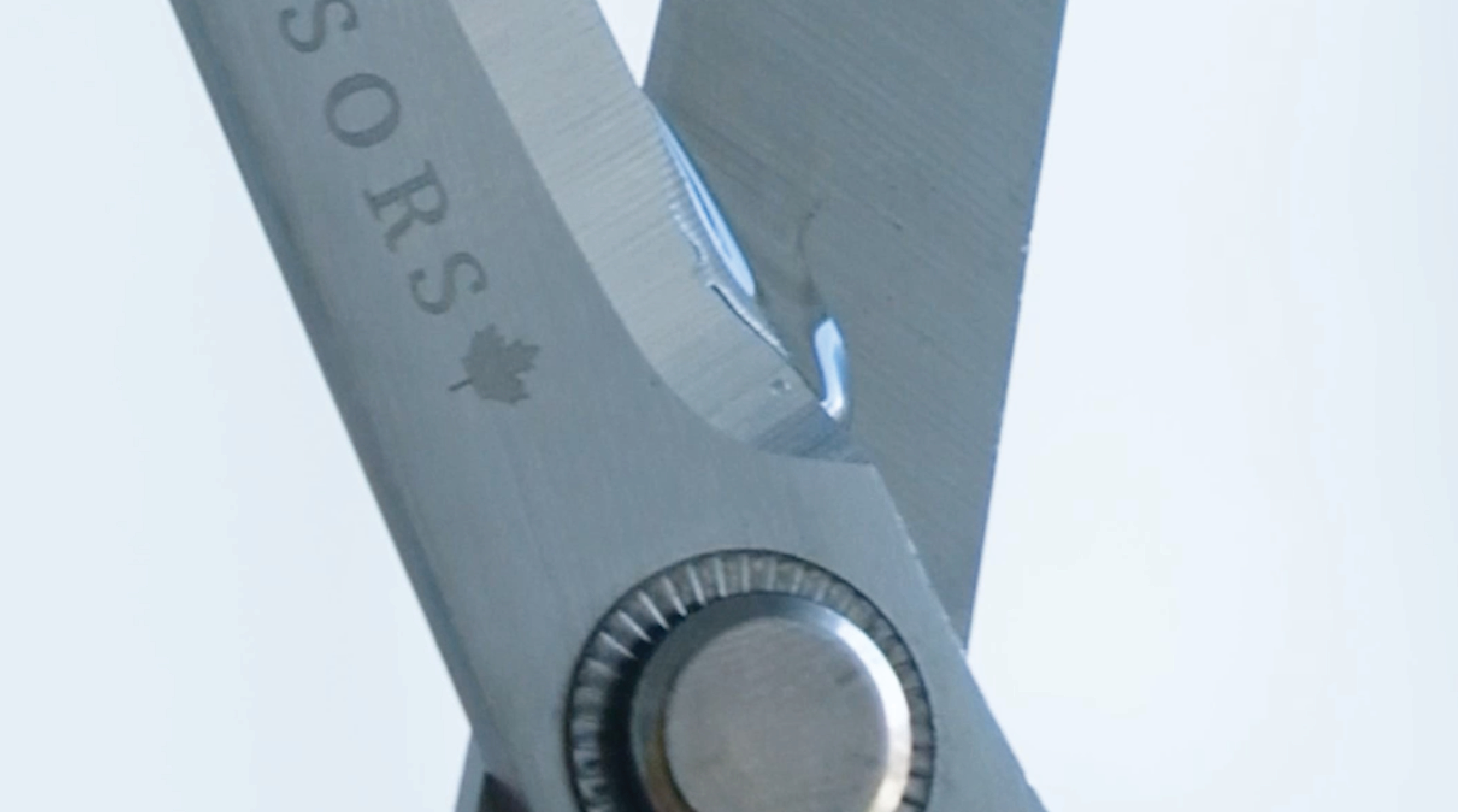 Scissor maintenance