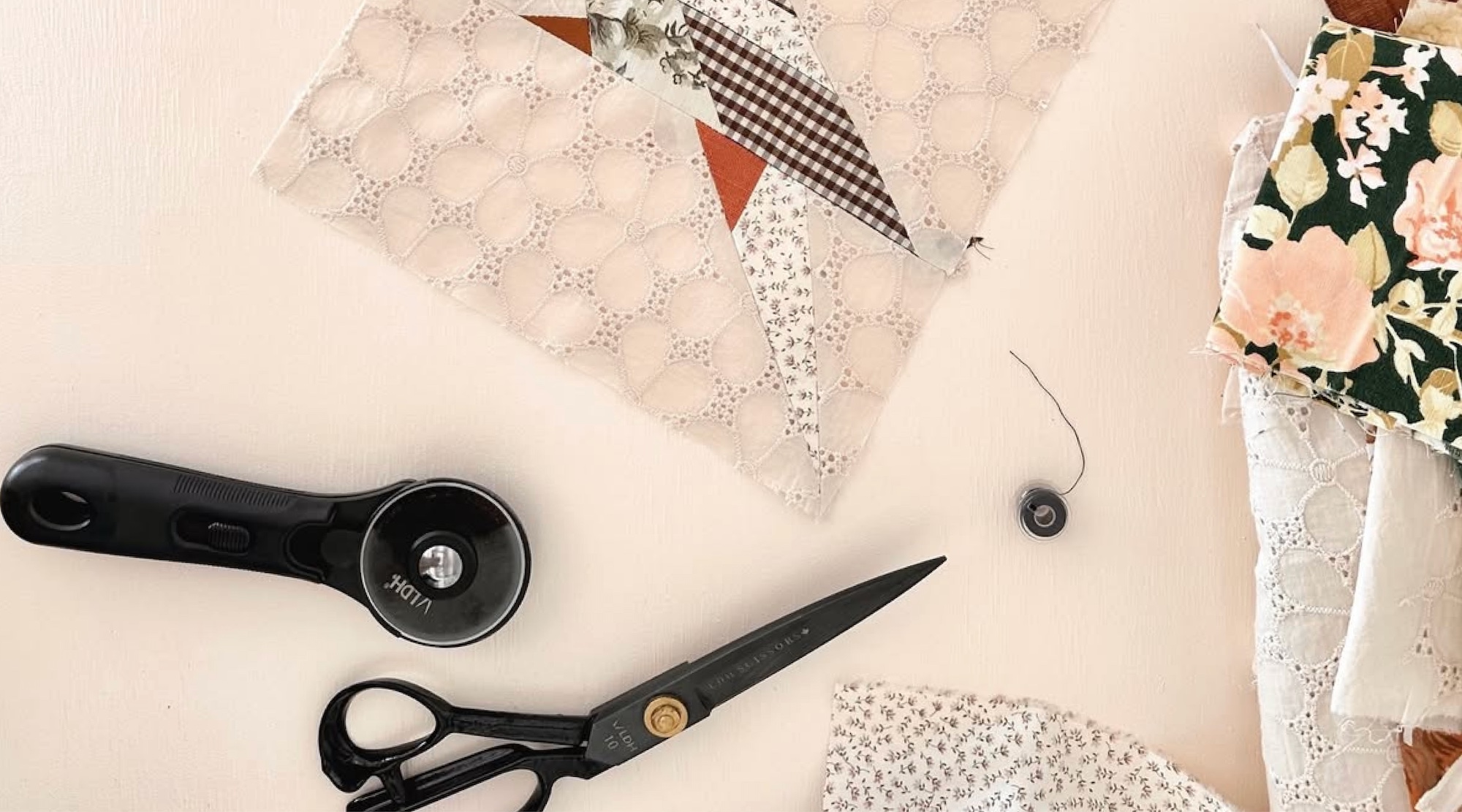 Scissors for garment sewing