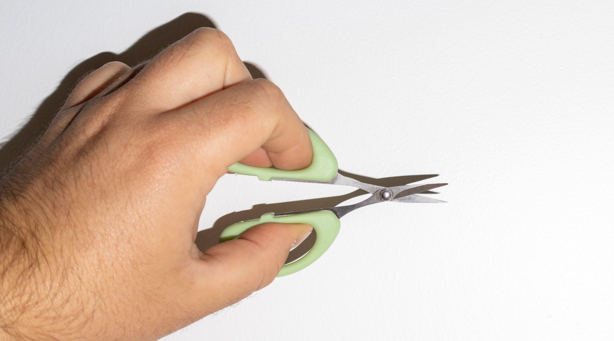 LDH scissors blade detail illustrating serrated scissor construction